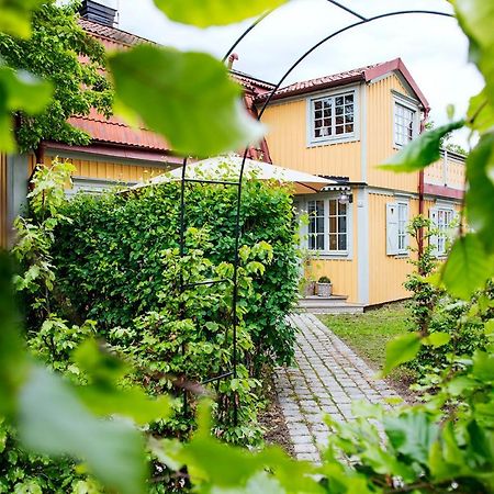 Boet Hotel Uppsala Buitenkant foto